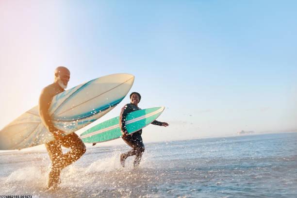 体育场地地板安装与维护